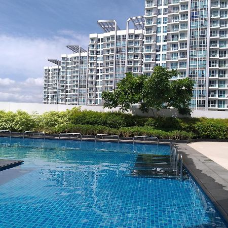 Mactan Newtown With Sun Set And Garden View Aparthotel Cebu Exteriör bild
