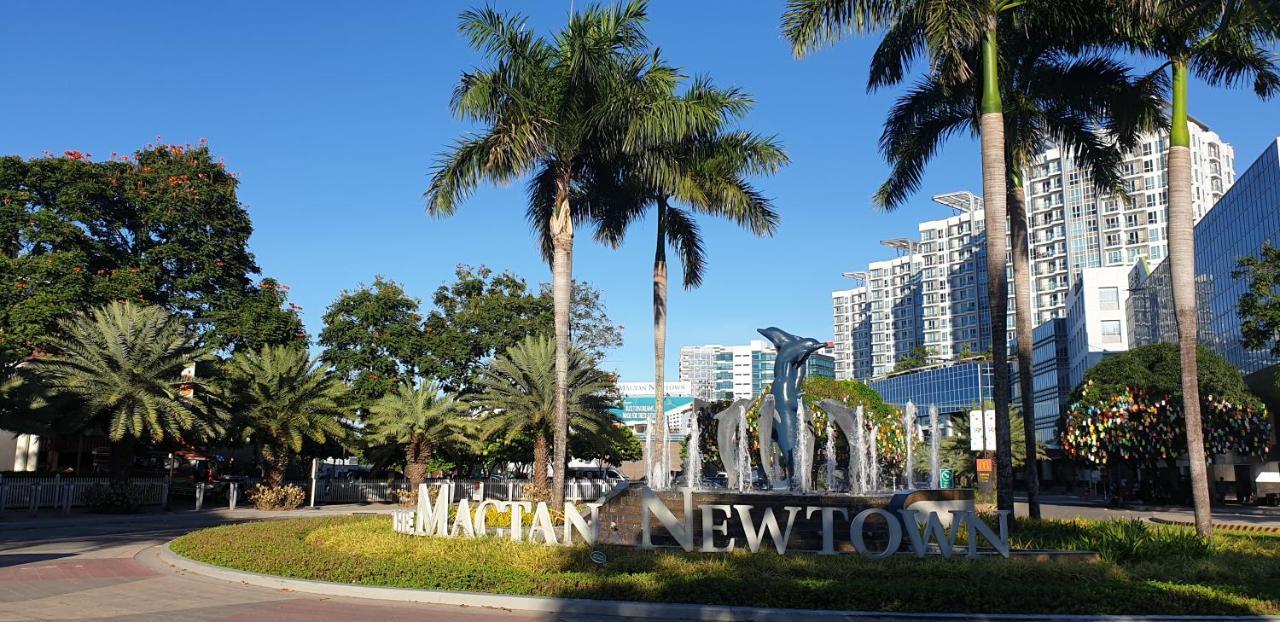 Mactan Newtown With Sun Set And Garden View Aparthotel Cebu Exteriör bild