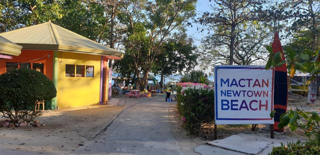 Mactan Newtown With Sun Set And Garden View Aparthotel Cebu Exteriör bild